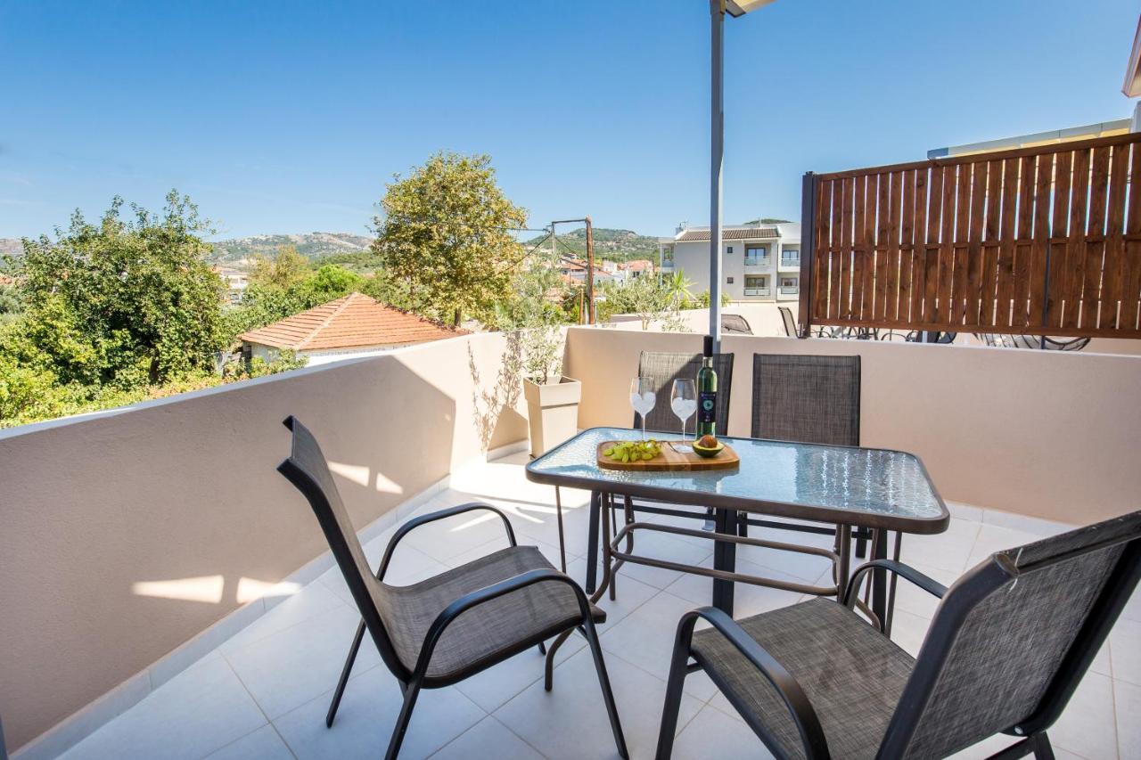 Iria'S Luxury Apartments Лименария Екстериор снимка