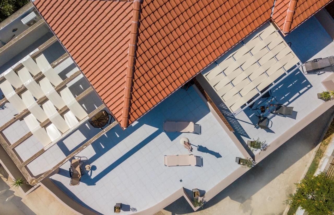 Iria'S Luxury Apartments Лименария Екстериор снимка