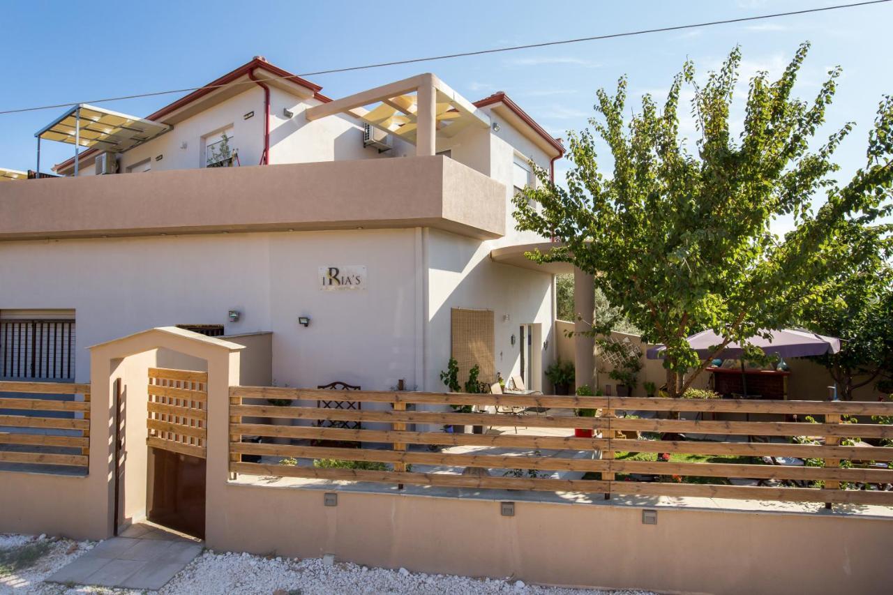 Iria'S Luxury Apartments Лименария Екстериор снимка